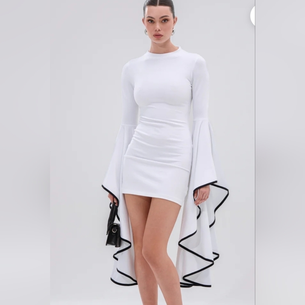 Elegant White Flare Sleeve Dress